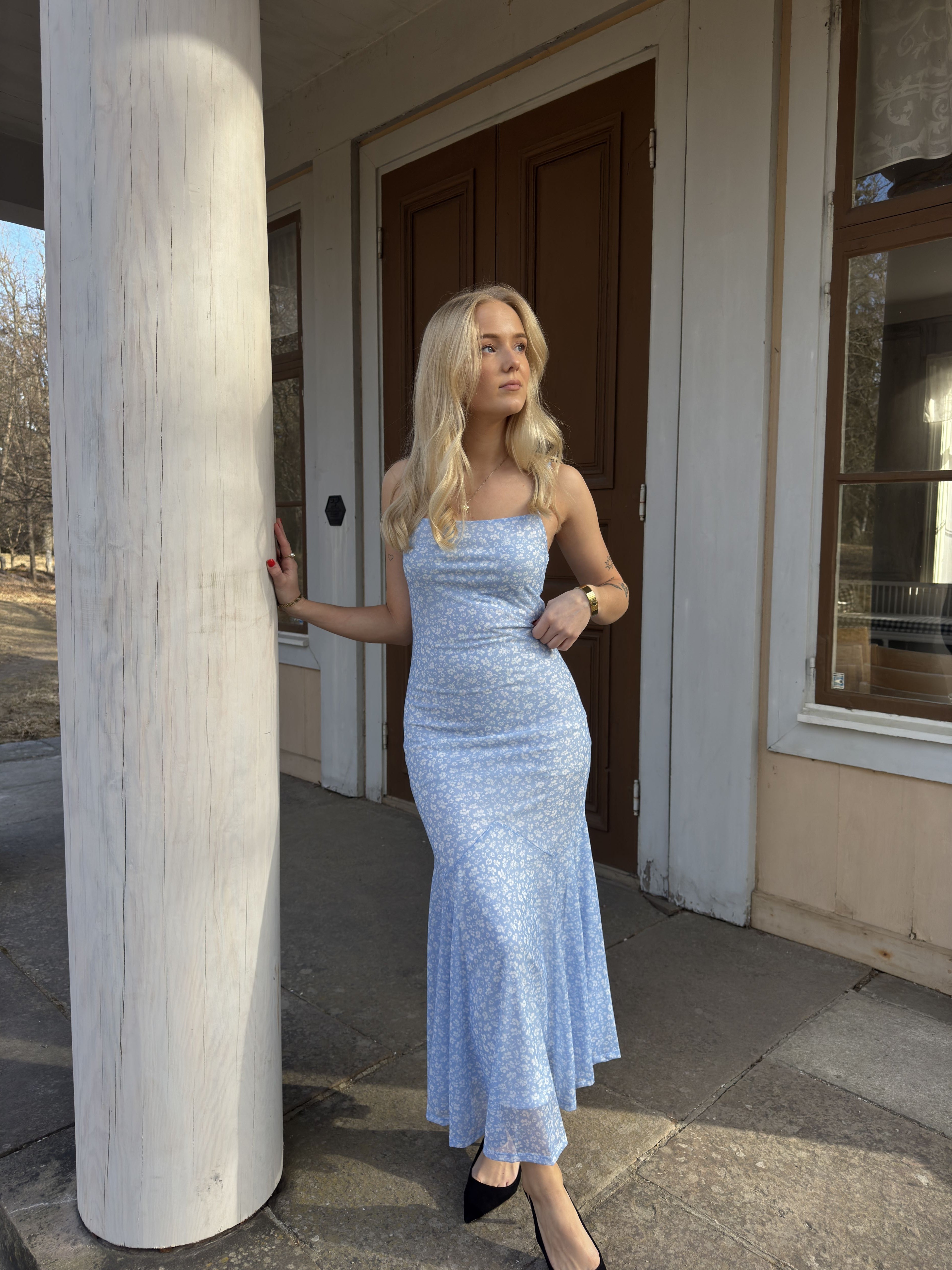 VISINE Long Dress - Kentucky Blue